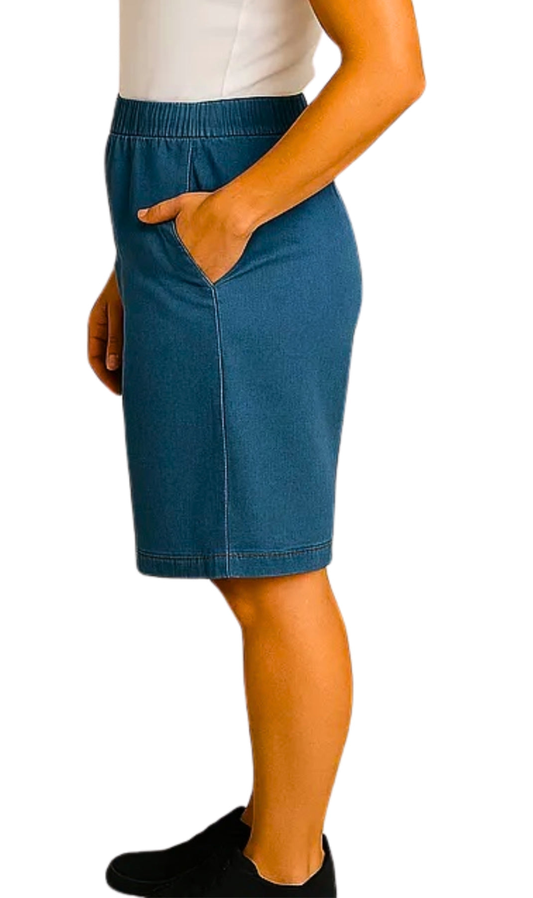 Women's Easy Pull on Bermuda Shorts in Denim and Twill 32